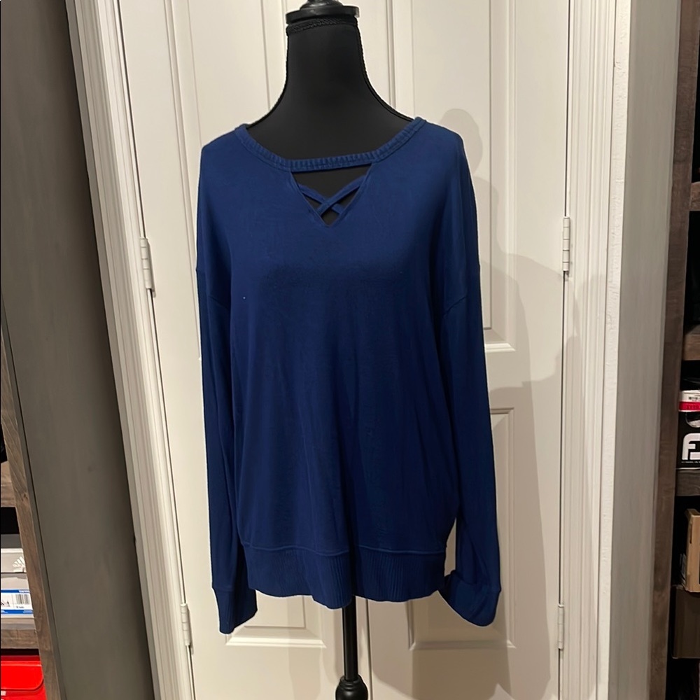 Balance Collection Blue Cut Out Long Sleeve Sweatshirt (B)